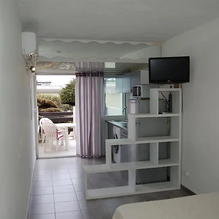 Cap Nat International - Port Nature Colline Village Naturiste * Agde