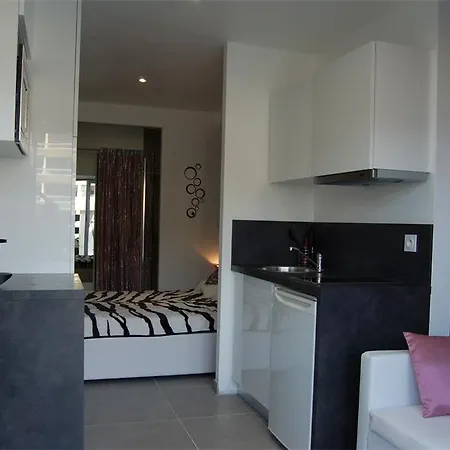 Cap Nat International - Port Nature Colline Village Naturiste Apartment